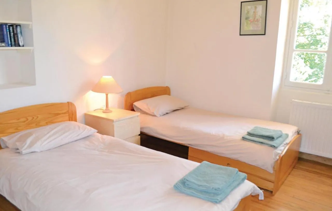 Dom wakacyjny Beautiful Home In Durfort Lacapelette Francja